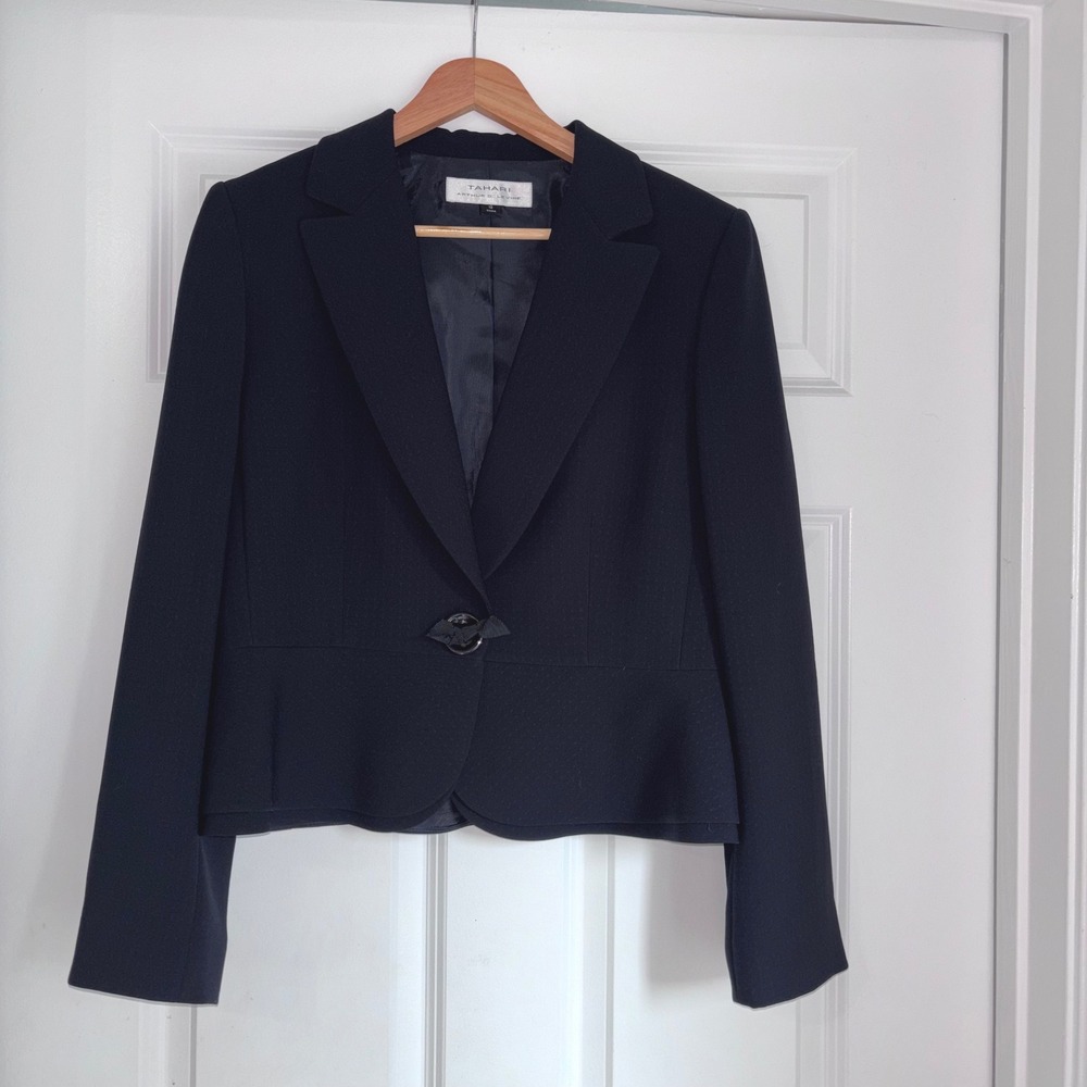 Tahari Elegant Peplum Blazer Textured Fabric Single-Button Closure with Bow  S12